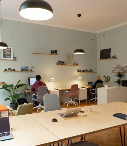 yolk-coworking-krakow-AQdyCfXWxB4-unsplash (1) (1)